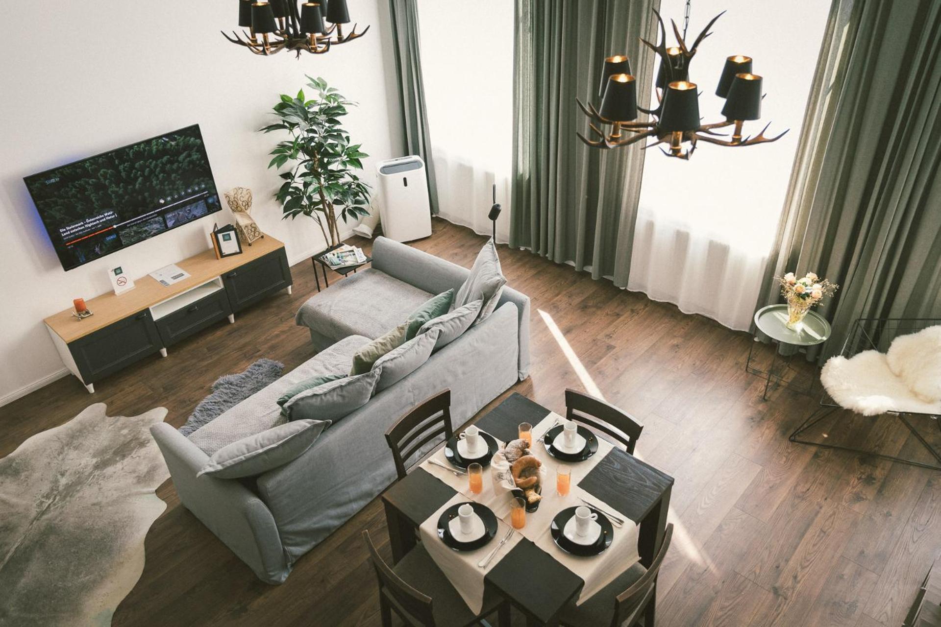 "Hunter'S Suite"- At The Heart Of Hartberg I Parking Exterior photo